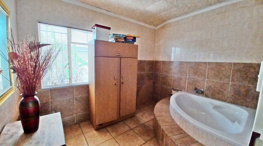 3 Bedroom Property for Sale in Vanderbijlpark SE 1 Gauteng