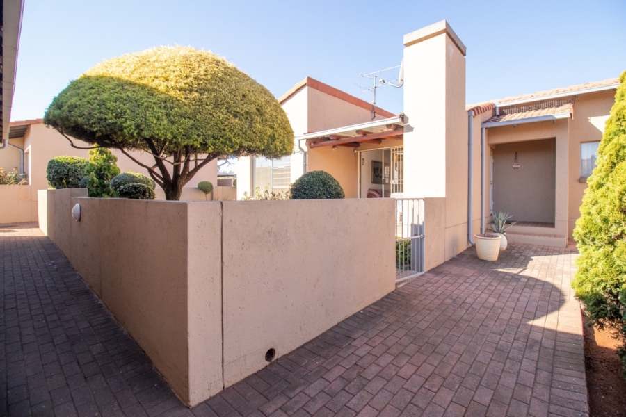 2 Bedroom Property for Sale in Witfield Gauteng