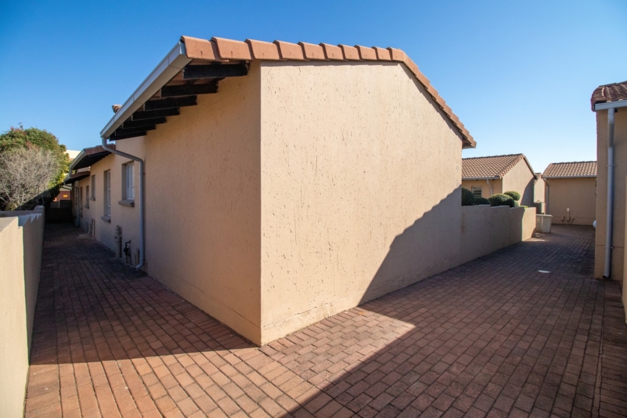 2 Bedroom Property for Sale in Witfield Gauteng