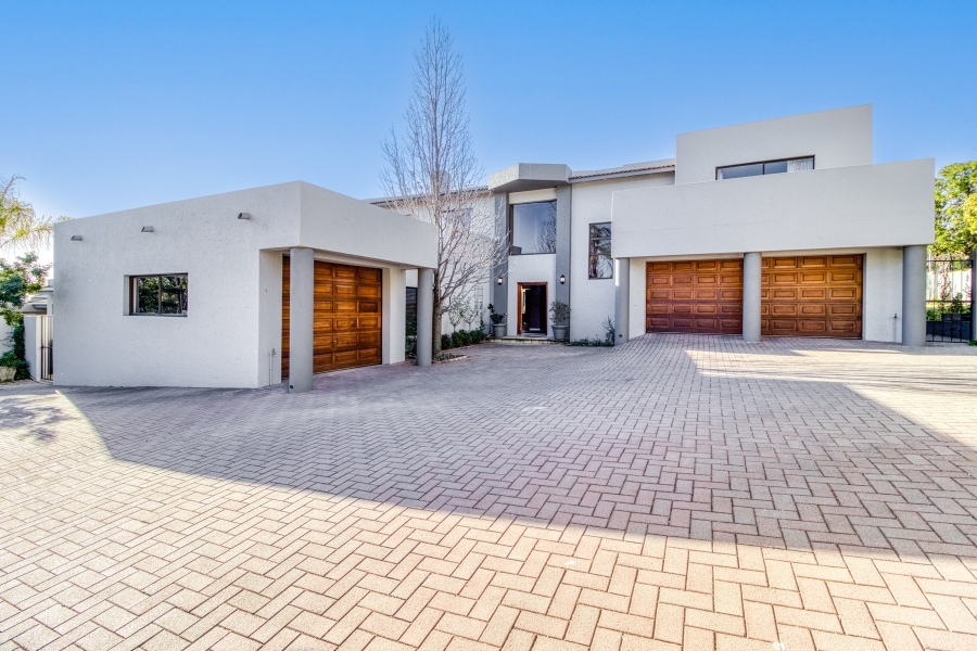 6 Bedroom Property for Sale in Fourways Gardens Gauteng