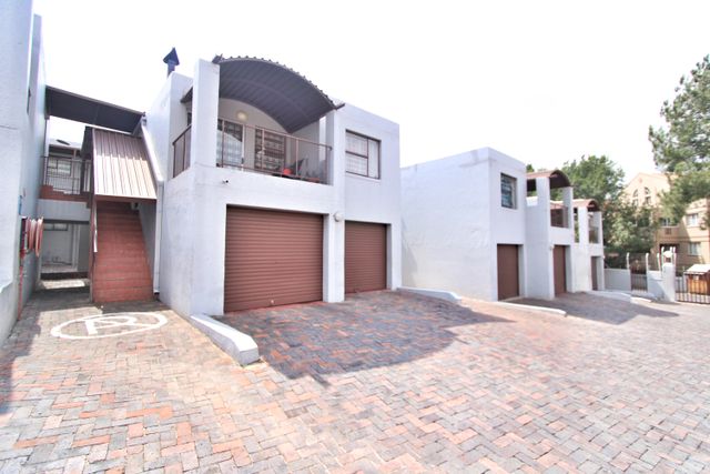 2 Bedroom Property for Sale in Vorna Valley Gauteng