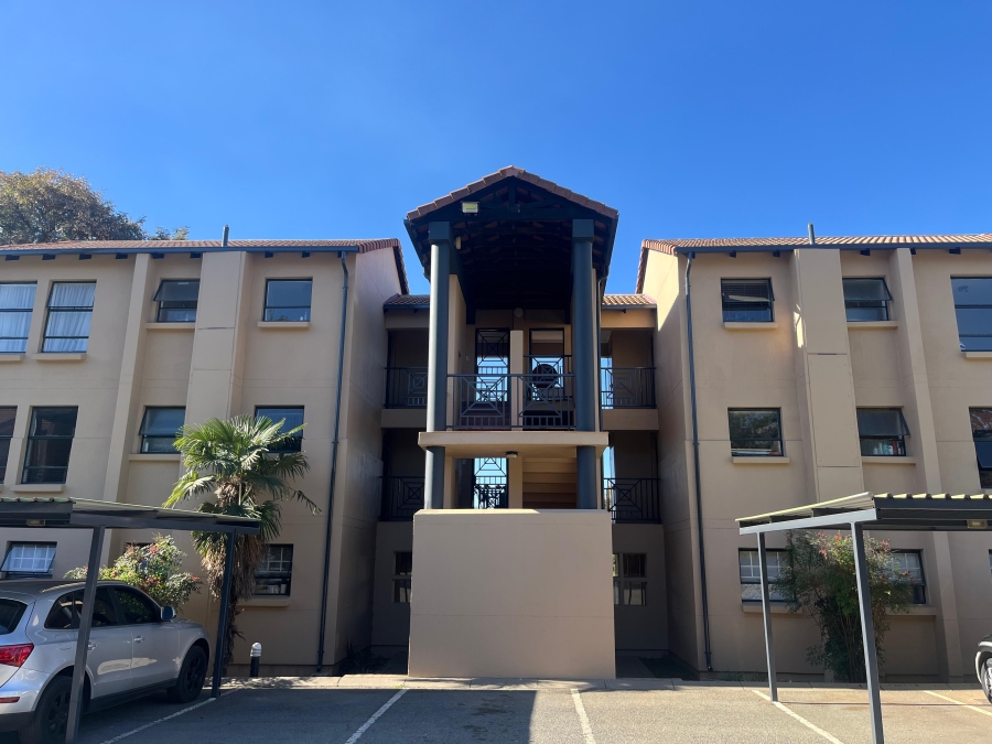 To Let 2 Bedroom Property for Rent in Bryanston Gauteng