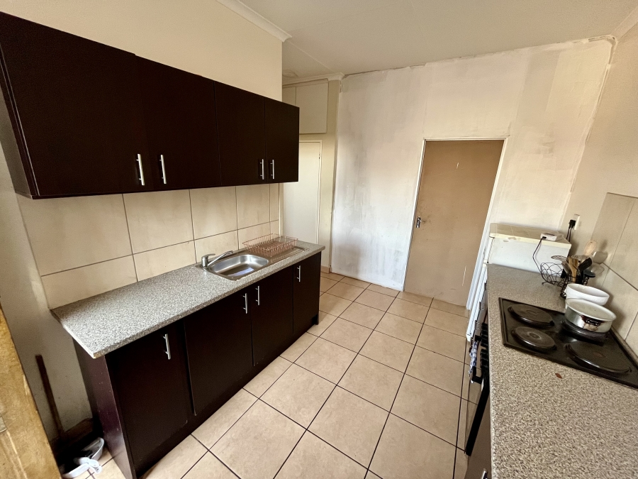 2 Bedroom Property for Sale in Troyeville Gauteng