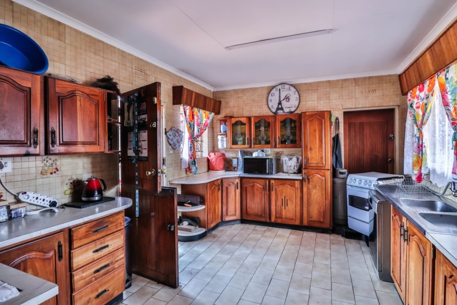 14 Bedroom Property for Sale in Norton Home Estate AH Gauteng