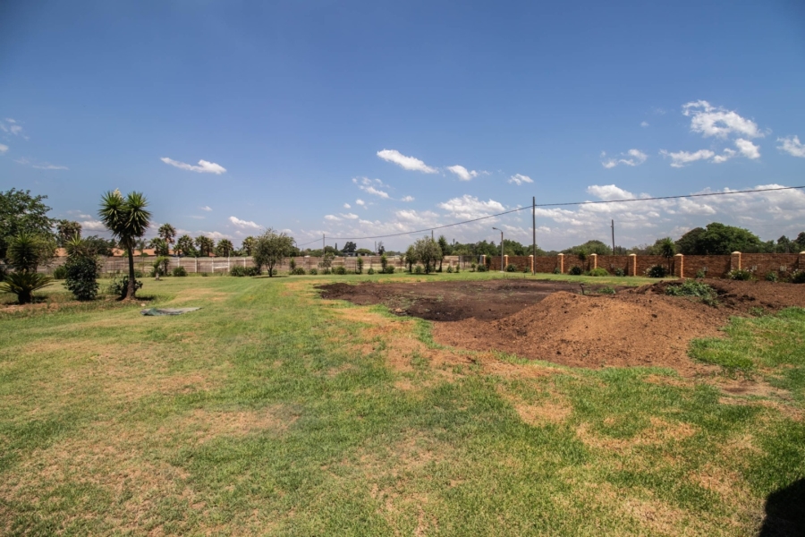 14 Bedroom Property for Sale in Norton Home Estate AH Gauteng