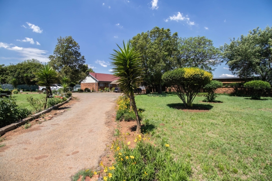 14 Bedroom Property for Sale in Norton Home Estate AH Gauteng