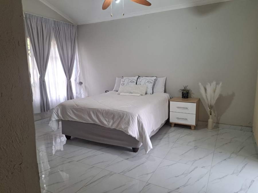 5 Bedroom Property for Sale in Dorandia Gauteng