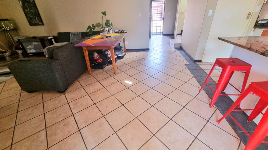 3 Bedroom Property for Sale in Crescent Wood Country Estate Gauteng