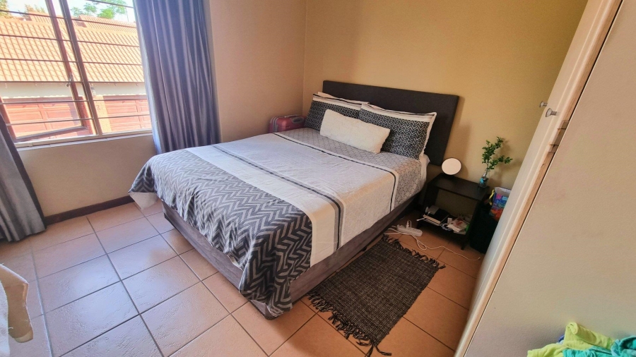 3 Bedroom Property for Sale in Crescent Wood Country Estate Gauteng