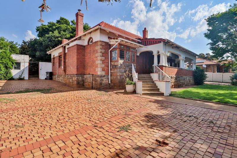 4 Bedroom Property for Sale in South Kensington Gauteng