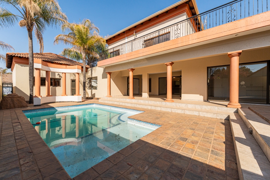 4 Bedroom Property for Sale in Silver Lakes Golf Estate Gauteng