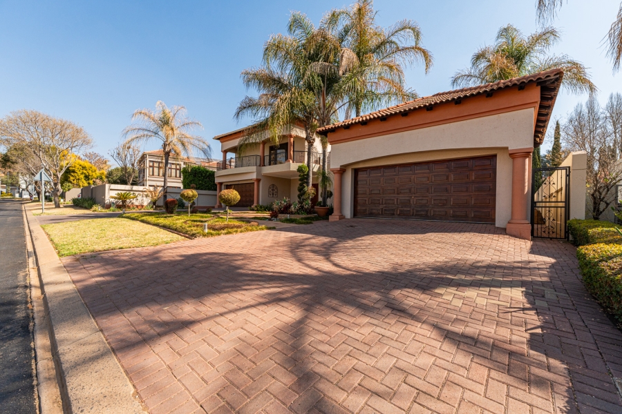 4 Bedroom Property for Sale in Silver Lakes Golf Estate Gauteng