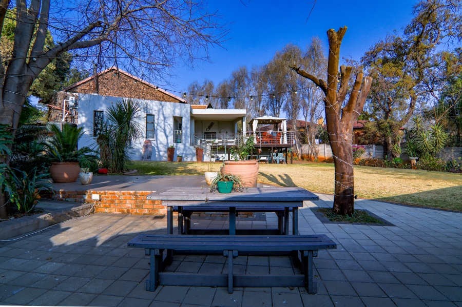 4 Bedroom Property for Sale in Zwartkop Gauteng