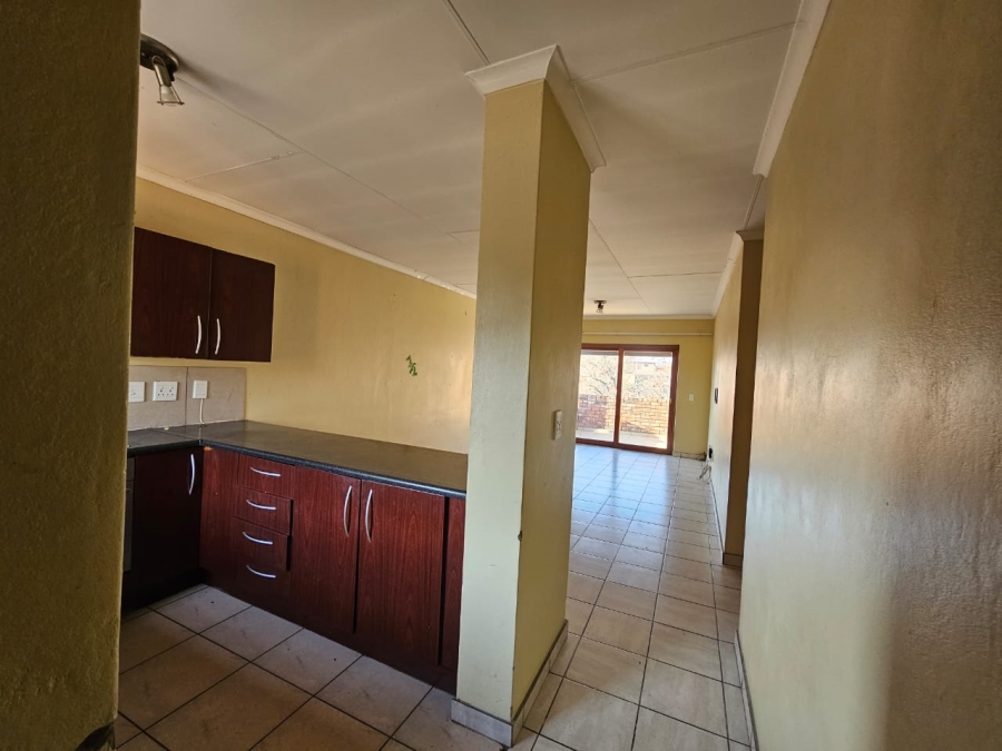 2 Bedroom Property for Sale in Vorna Valley Gauteng