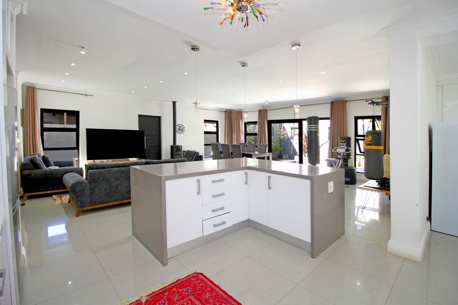 4 Bedroom Property for Sale in Norwood Gauteng