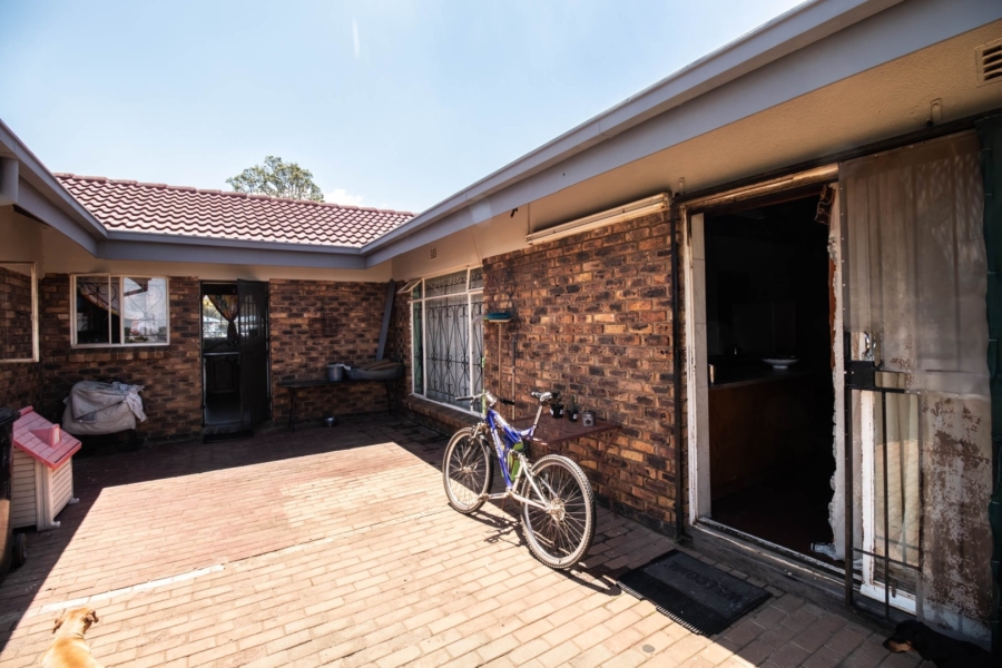 14 Bedroom Property for Sale in Norton Home Estate AH Gauteng