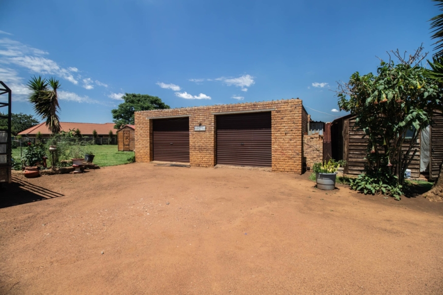 14 Bedroom Property for Sale in Norton Home Estate AH Gauteng