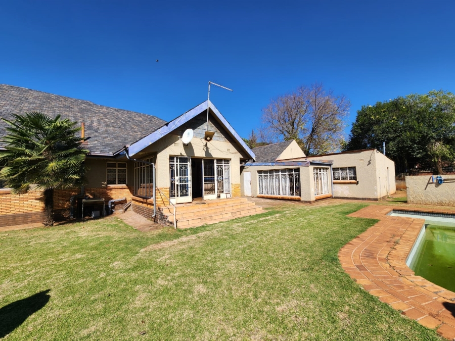 4 Bedroom Property for Sale in Dalview Gauteng