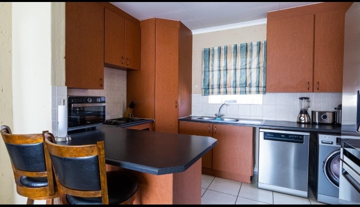 2 Bedroom Property for Sale in Heuwelsig Estate Gauteng