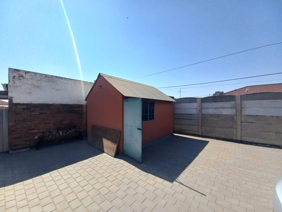 3 Bedroom Property for Sale in Paul Krugersoord Gauteng