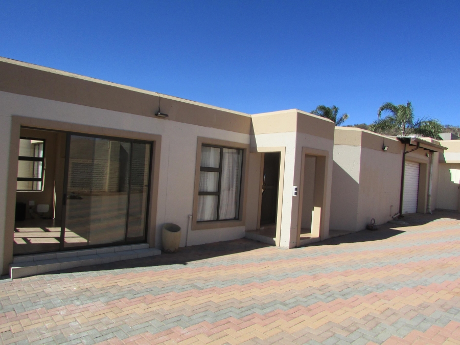 3 Bedroom Property for Sale in Westonaria Gauteng