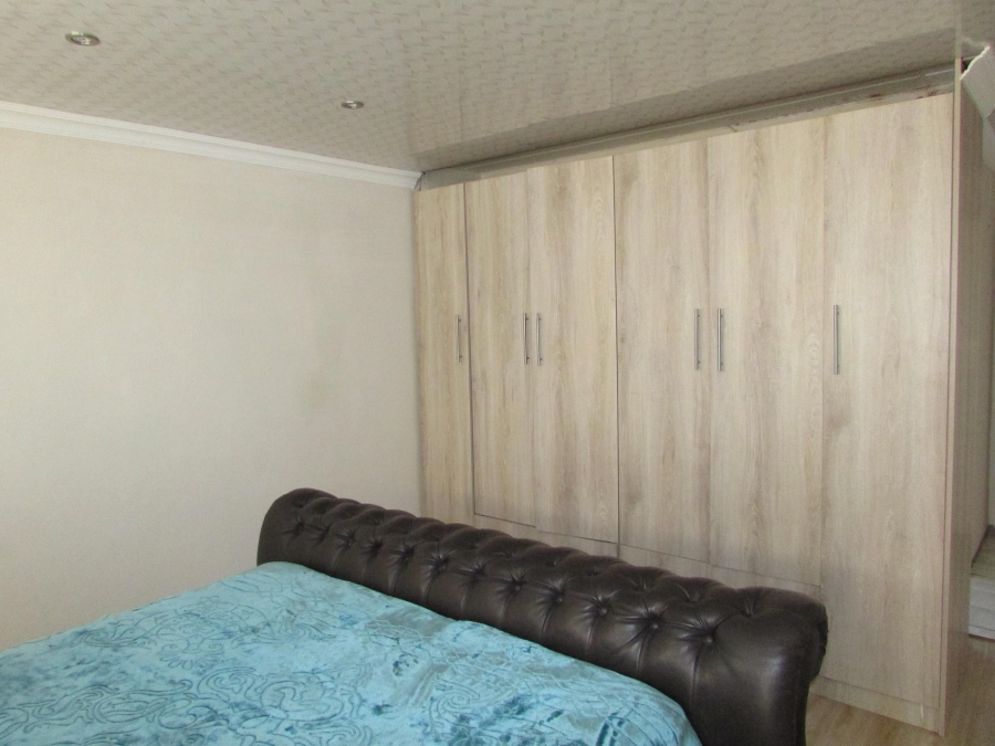 3 Bedroom Property for Sale in Westonaria Gauteng