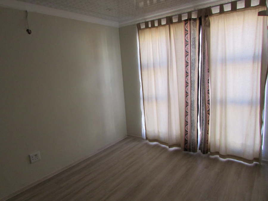 3 Bedroom Property for Sale in Westonaria Gauteng