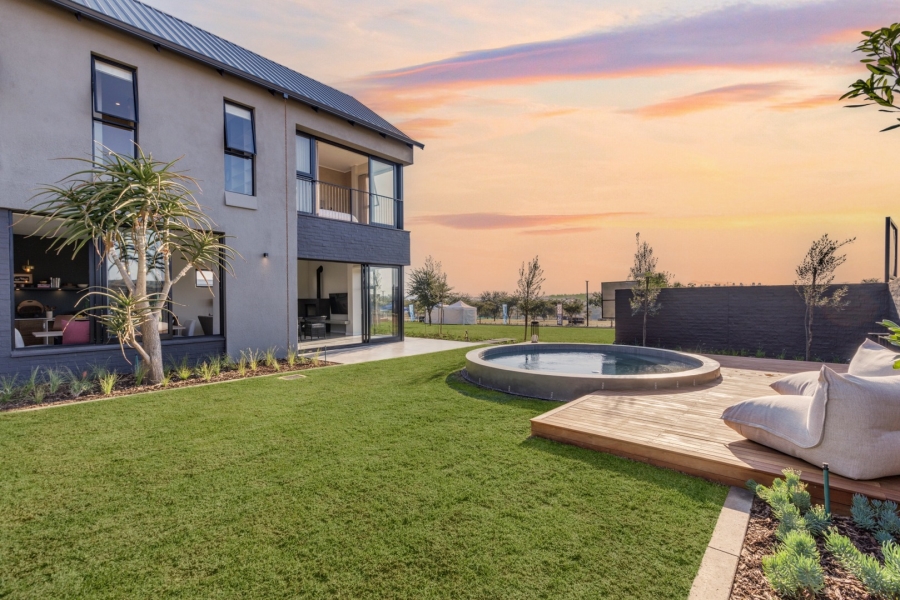 4 Bedroom Property for Sale in Helderfontein Estate Gauteng