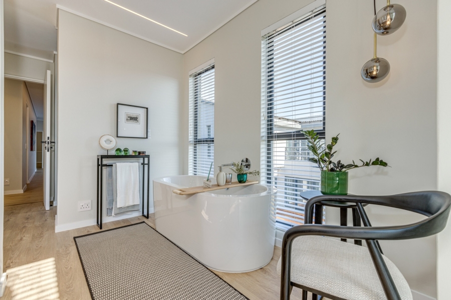 4 Bedroom Property for Sale in Helderfontein Estate Gauteng