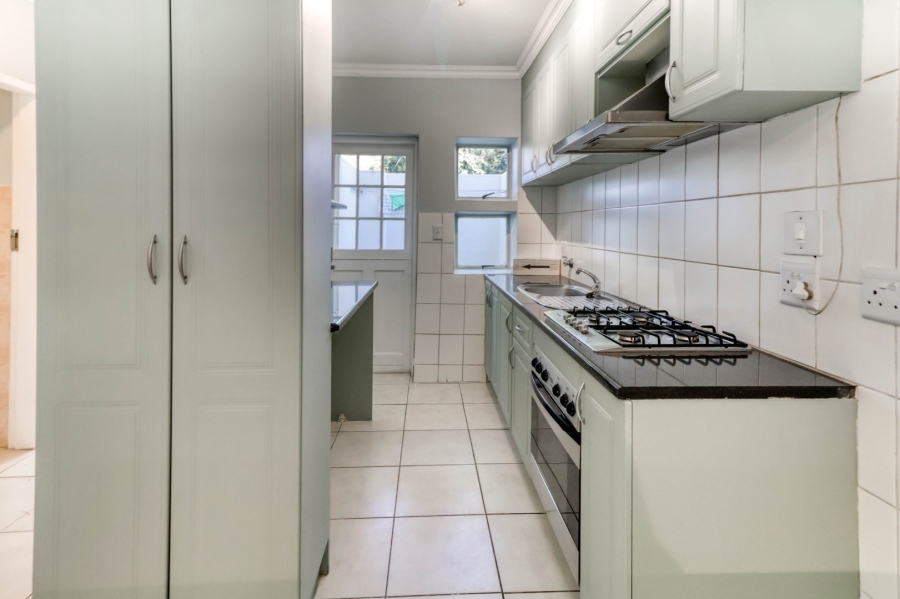 2 Bedroom Property for Sale in Fourways Gardens Gauteng