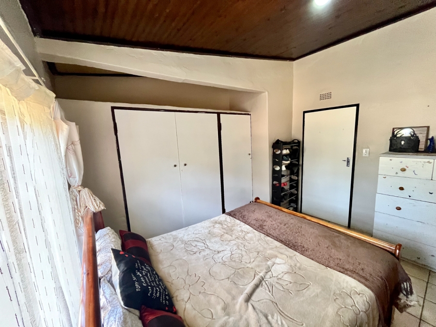 To Let 2 Bedroom Property for Rent in Glen Austin Gauteng