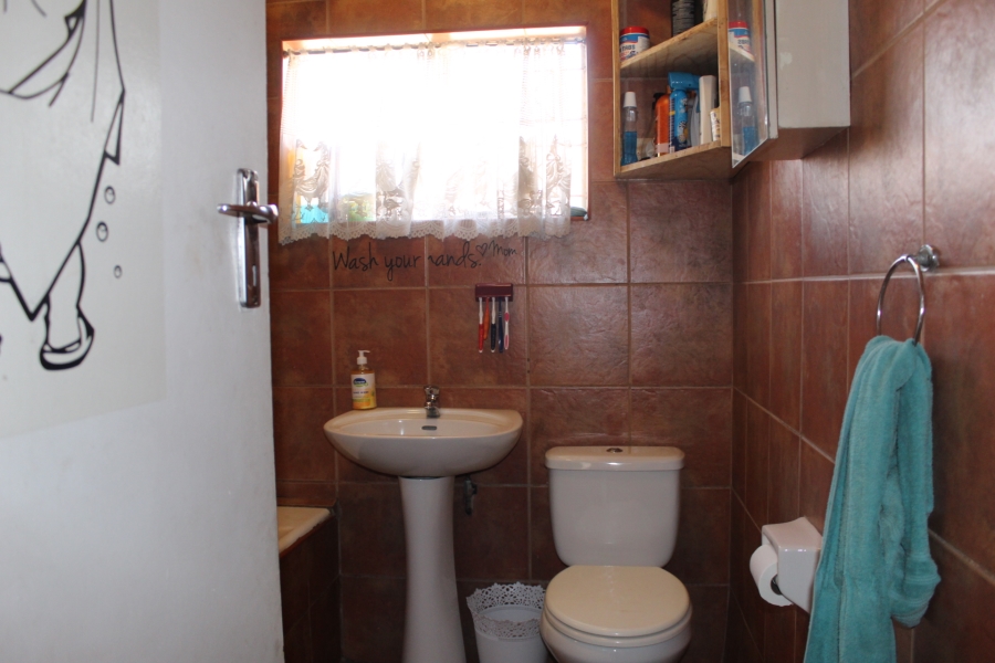 2 Bedroom Property for Sale in Vanderbijlpark CW 5 Gauteng