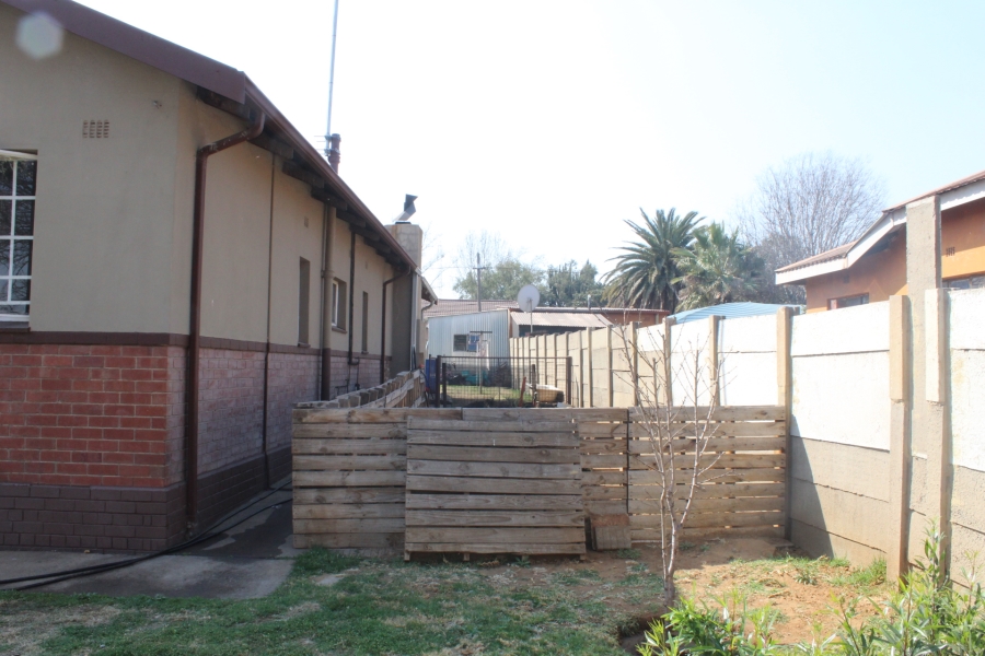 2 Bedroom Property for Sale in Vanderbijlpark CW 5 Gauteng