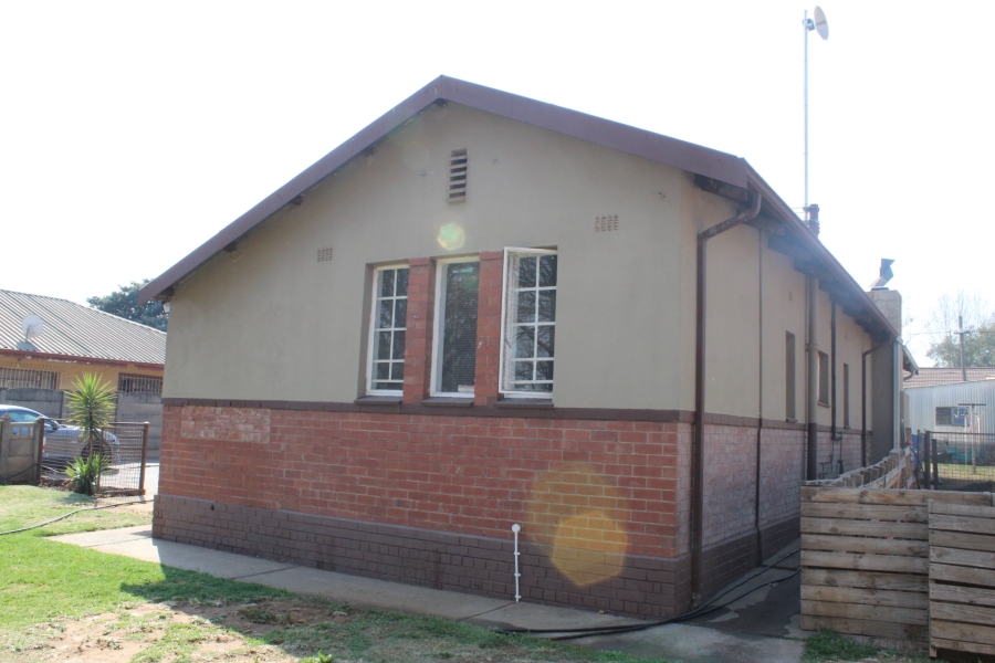 2 Bedroom Property for Sale in Vanderbijlpark CW 5 Gauteng