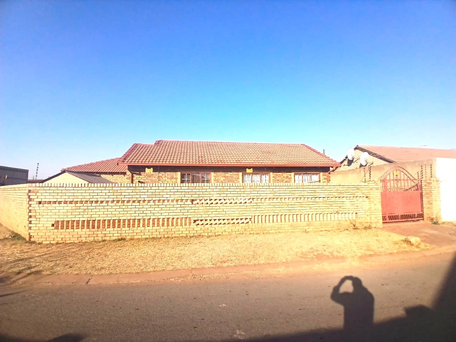 3 Bedroom Property for Sale in Vosloorus Ext 16 Gauteng