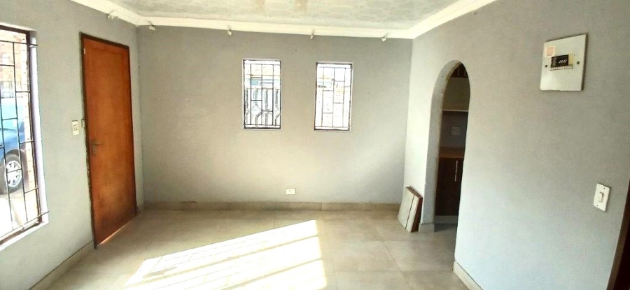 2 Bedroom Property for Sale in Vosloorus Ext 5 Gauteng