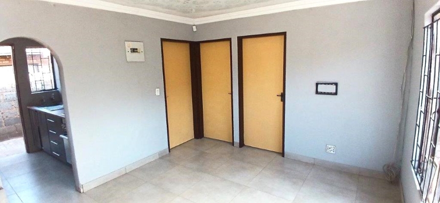 2 Bedroom Property for Sale in Vosloorus Ext 5 Gauteng