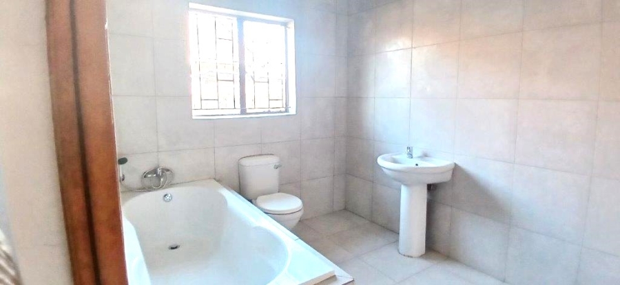 2 Bedroom Property for Sale in Vosloorus Ext 5 Gauteng