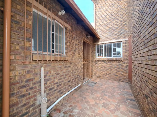 3 Bedroom Property for Sale in Elandshaven Gauteng