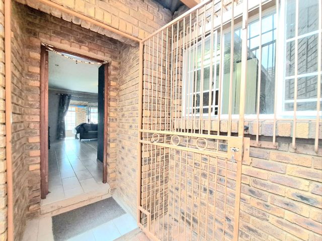 3 Bedroom Property for Sale in Elandshaven Gauteng