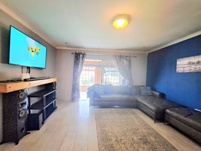 3 Bedroom Property for Sale in Elandshaven Gauteng