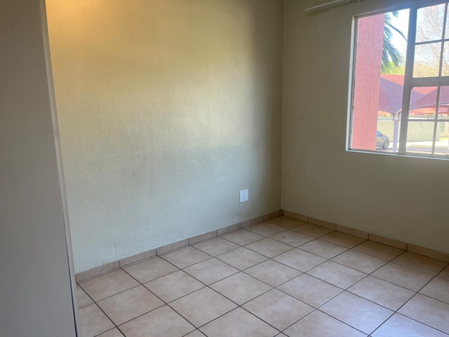 2 Bedroom Property for Sale in Meyersdal Gauteng