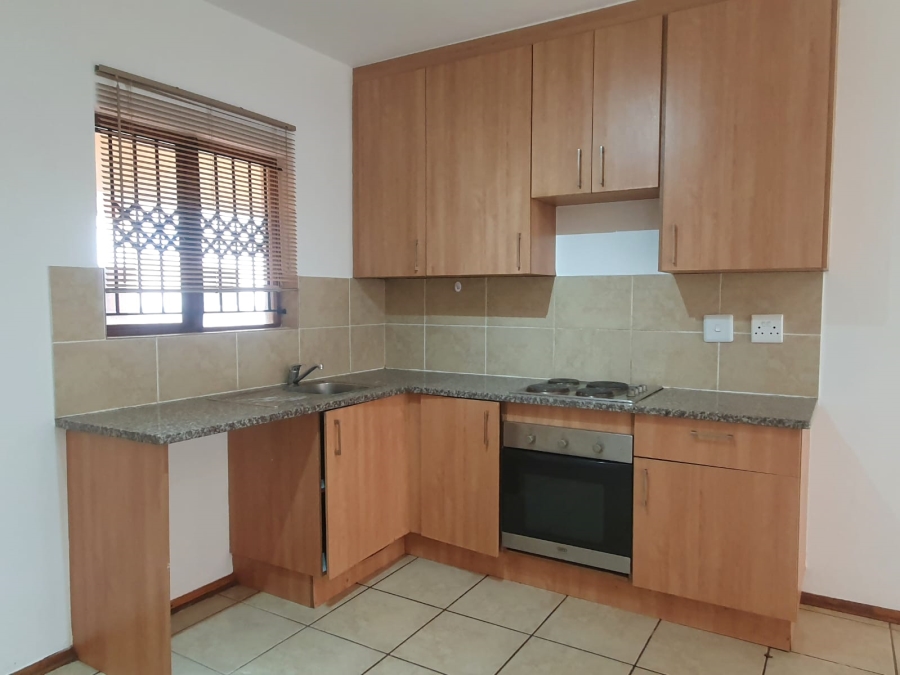 1 Bedroom Property for Sale in Hesteapark Gauteng