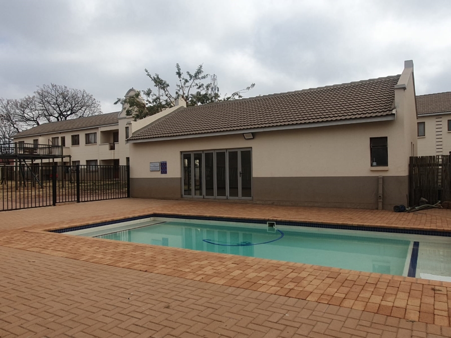 1 Bedroom Property for Sale in Hesteapark Gauteng