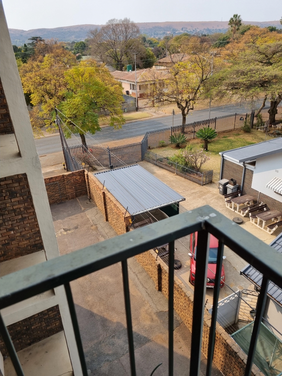 2 Bedroom Property for Sale in Villieria Gauteng