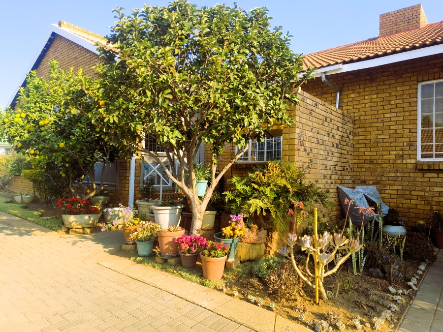 2 Bedroom Property for Sale in Cullinan Gauteng