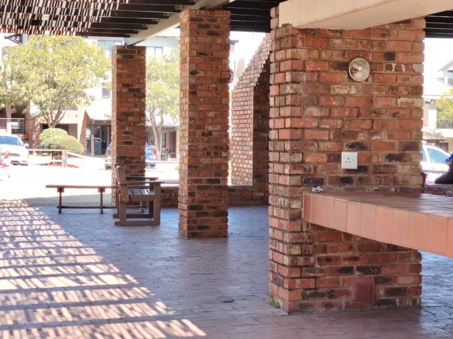 2 Bedroom Property for Sale in Vorna Valley Gauteng