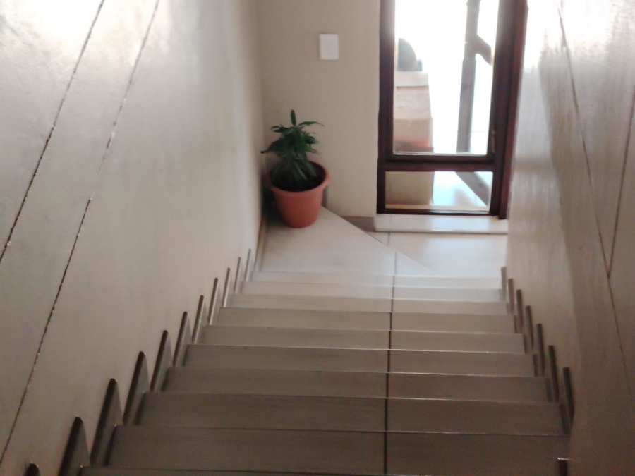 2 Bedroom Property for Sale in Vorna Valley Gauteng