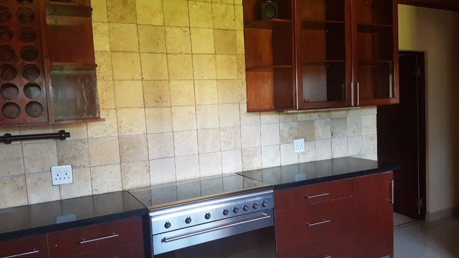 7 Bedroom Property for Sale in Glen Austin Gauteng