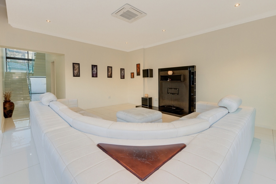 4 Bedroom Property for Sale in Helderfontein Estate Gauteng